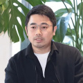 白裤子大妈们